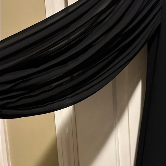 White House/Black Market Elegant Black Dress - Picture 2 of 7